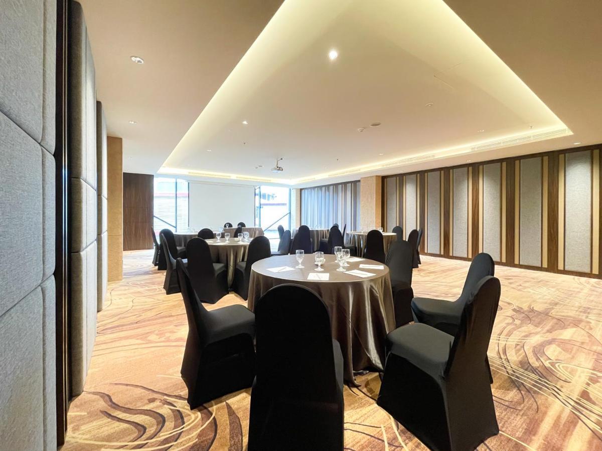 Artotel Batam Nagoya Buitenkant foto