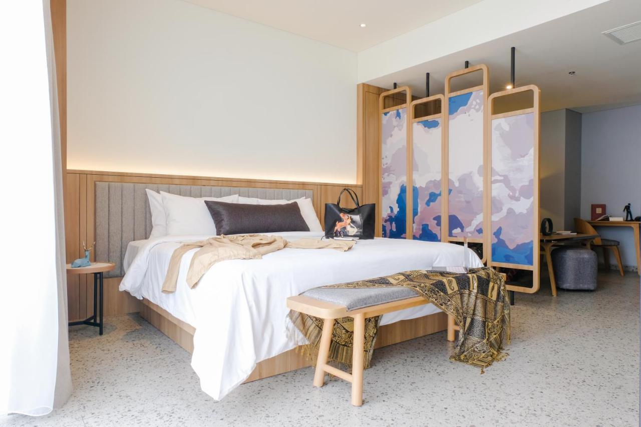 Artotel Batam Nagoya Buitenkant foto